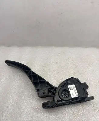 Chrysler Grand Voyager V Accelerator throttle pedal 05281225AA