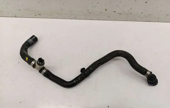 Volvo XC90 Engine coolant pipe/hose 32222258
