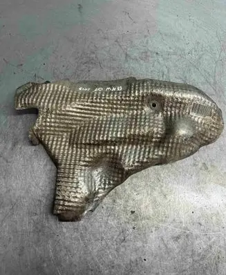 Audi A4 S4 B8 8K Heat shield in engine bay 8t0399299d