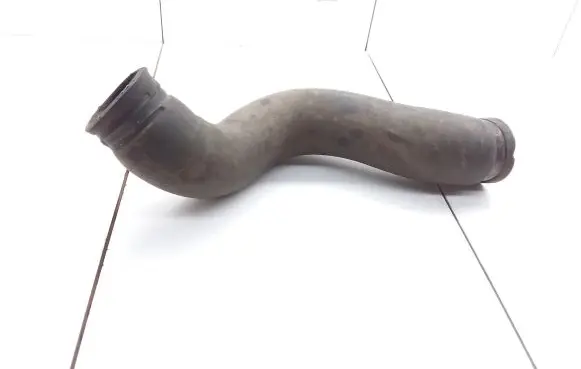 Opel Zafira B Engine coolant pipe/hose 13117573 643293970