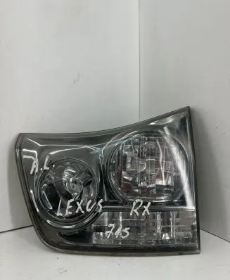Lexus RX 300 Rear/tail lights