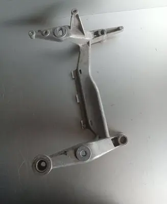 Audi Q7 4L Pneumatic air compressor holding bracket 7L0616879