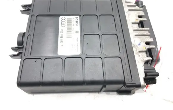 Audi A4 S4 B5 8D Engine control unit/module ECU 028906021F