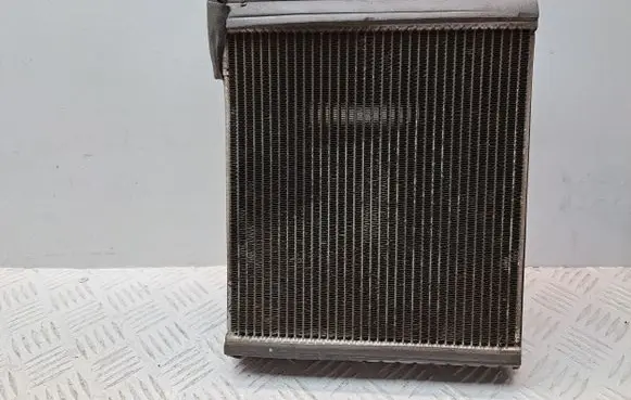 Toyota Avensis T270 Air conditioning (A/C) radiator (interior) 8850102201