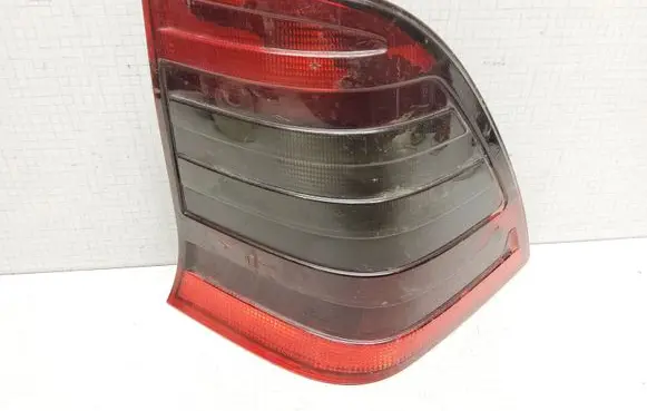 Mercedes-Benz C W202 Rear/tail lights 2028204064