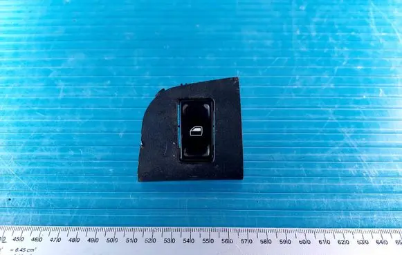 Skoda Octavia Mk3 (5E) Electric window control switch 5E0959855