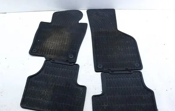 Volkswagen PASSAT CC Car floor mat set 3C1061550HC