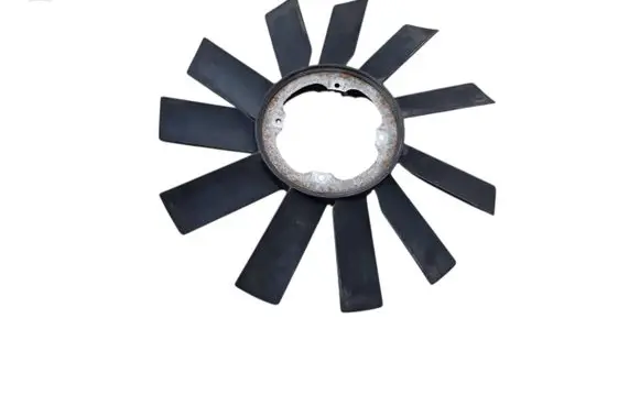BMW 5 E39 Fan impeller 17233639
