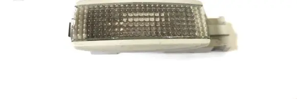 Volkswagen PASSAT B5 Other interior light 3B0947113