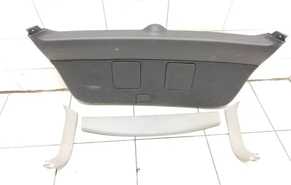 Toyota Avensis T250 Trunk/boot lower side trim panel 6775005070 TY4037A