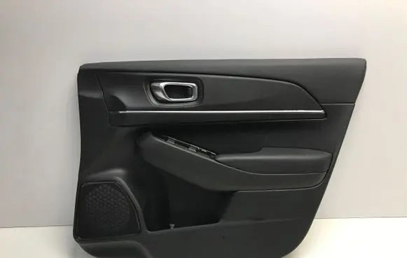 Honda HR-V Front door card panel trim