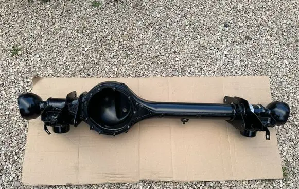 Nissan Patrol Y60 Front axle beam 4061022J00