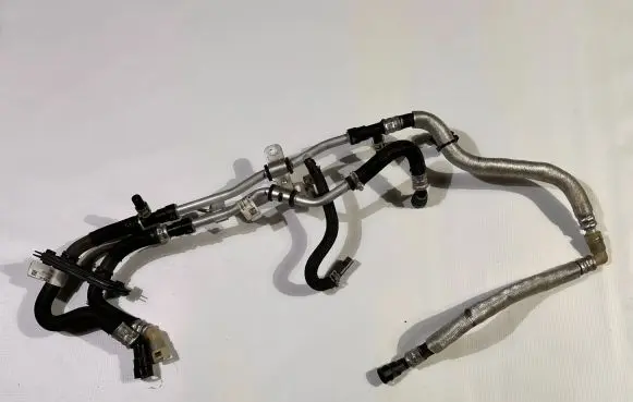 Ford Explorer VI Gearbox oil cooler pipe/hose L1M3-18K579
