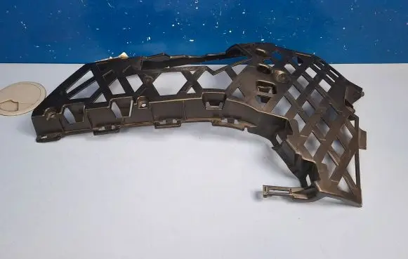 Volkswagen PASSAT B8 Front bumper mounting bracket 3G0807177