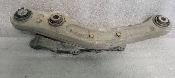 Audi A8 S8 D3 4E Rear control arm 4E050536