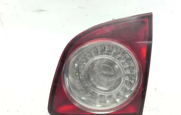 Volkswagen Golf Plus Tailgate rear/tail lights 5M0945094H
