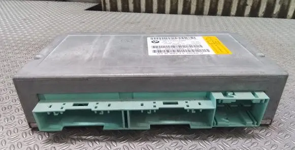 BMW 5 E60 E61 Airbag control unit/module 65776943085