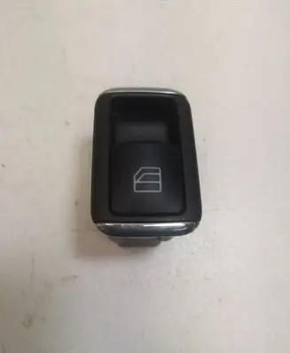 Mercedes-Benz C W204 Electric window control switch A2048700451