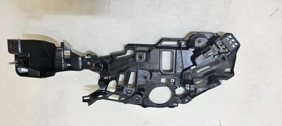 Porsche Taycan 9J1 Fender mounting bracket 9J0868554