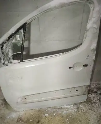 Peugeot Partner Front door BALTOS