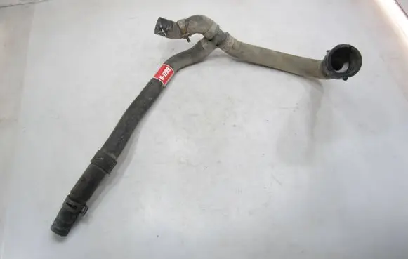Volkswagen PASSAT B8 Engine coolant pipe/hose 3B0122291B