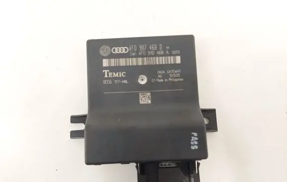 Audi A6 S6 C6 4F Gateway control module 4F0907468D