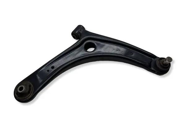 Mitsubishi Outlander Front lower control arm/wishbone 