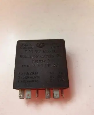 Audi A4 S4 B5 8D Other relay 4A0919471 5KG00656800 K12SS63