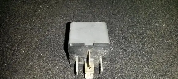 Volkswagen Golf IV Other relay 141951253b 438