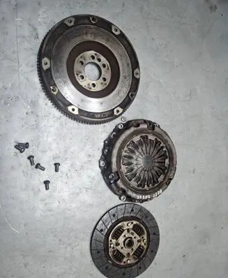 Peugeot 207 CC Clutch set kit 9662212080 101790 9684842480
