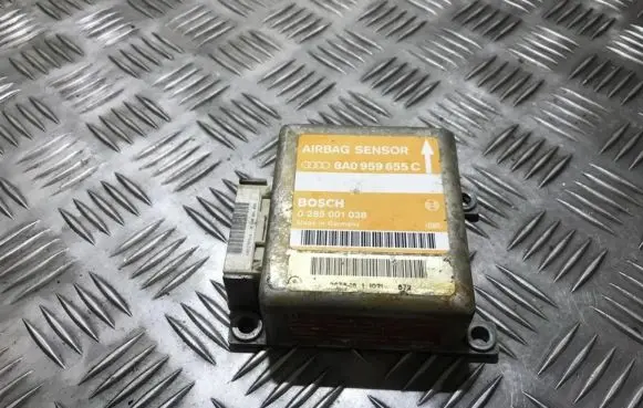 Audi A4 S4 B5 8D Airbag control unit/module 8a0959655c 0285001038