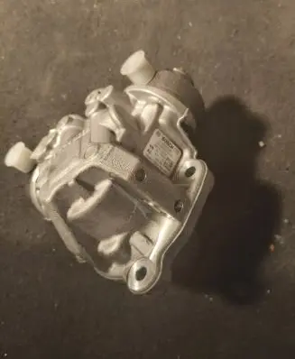 Volkswagen Touareg III Fuel injection high pressure pump 059130755DF 0445010668