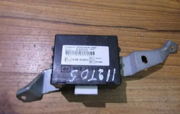 Toyota Previa (XR30, XR40) II Immobilizer control unit/module 8978028080 626434-000