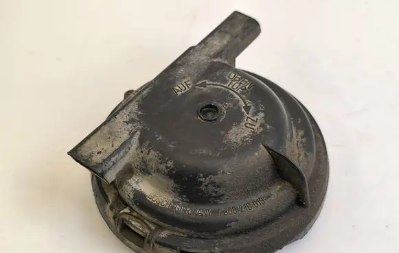 Audi 80 90 B3 Headlight/headlamp dust cover 1305219013