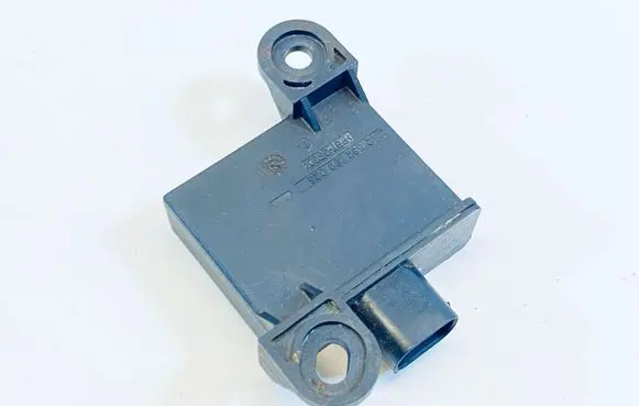 Audi Q7 4L Tire pressure control unit 4F0907283