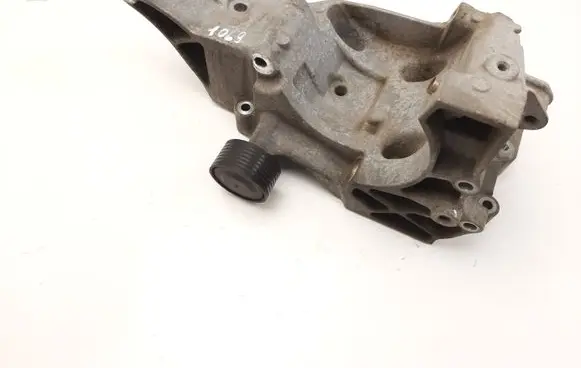 BMW X1 E84 Generator/alternator bracket 7802639 11167802639