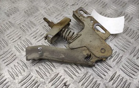 Mercedes-Benz Sprinter W906 Spare wheel bolt 