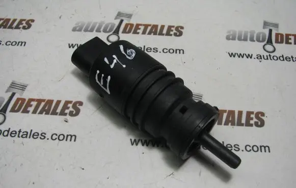BMW 3 E46 Windscreen/windshield washer pump