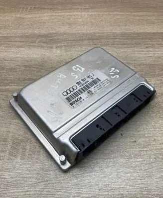 Volkswagen PASSAT B5 Engine control unit/module ECU 3B0907401J 0281010147