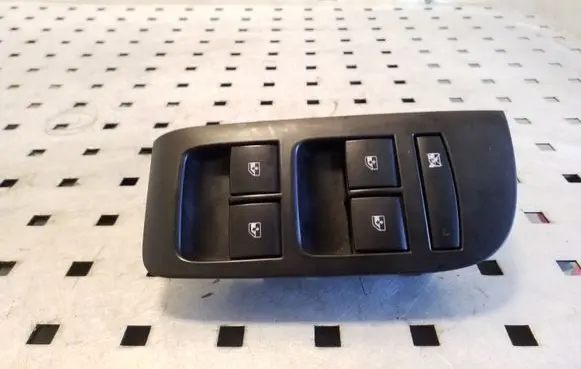Opel Zafira C Electric window control switch 13305009