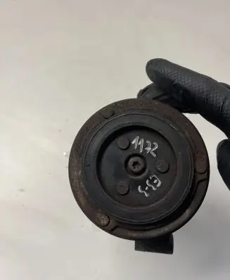 BMW X3 E83 Air conditioning (A/C) compressor (pump) 6905643