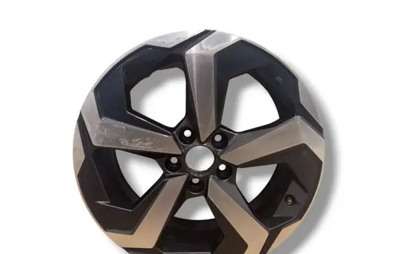 Nissan Qashqai R18 alloy rim 