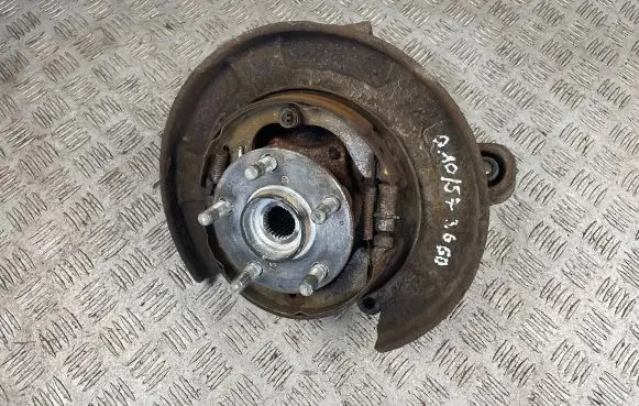 Subaru Outback Rear wheel hub