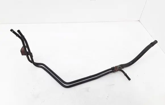 Volkswagen PASSAT B5.5 Engine coolant pipe/hose