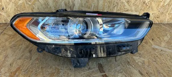 Ford Mondeo MK V Headlight/headlamp D57313W029C 3577003