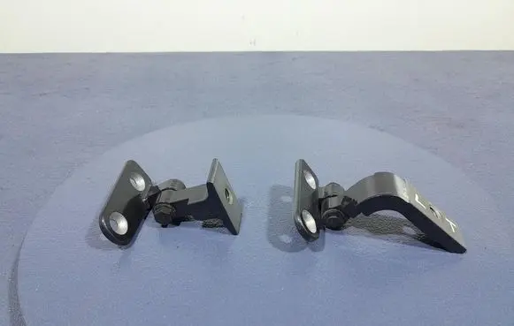 BMW X5 E53 Front door hinge set 7333061
