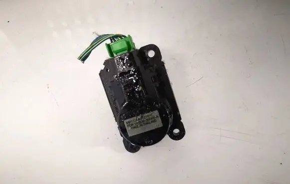 Mitsubishi Outlander Air flap motor/actuator VHB3030005A