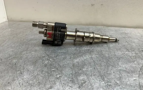 BMW 5 E60 E61 Fuel injector A2C9521190280 PA66GF359 10181010