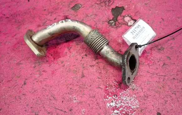 Volkswagen PASSAT B5 EGR valve line/pipe/hose 038131521L