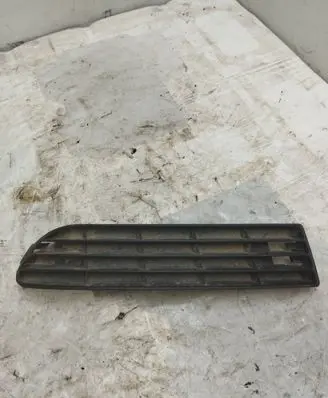 Audi A6 S6 C4 4A Front bumper lower grill 4A0807345J 12069